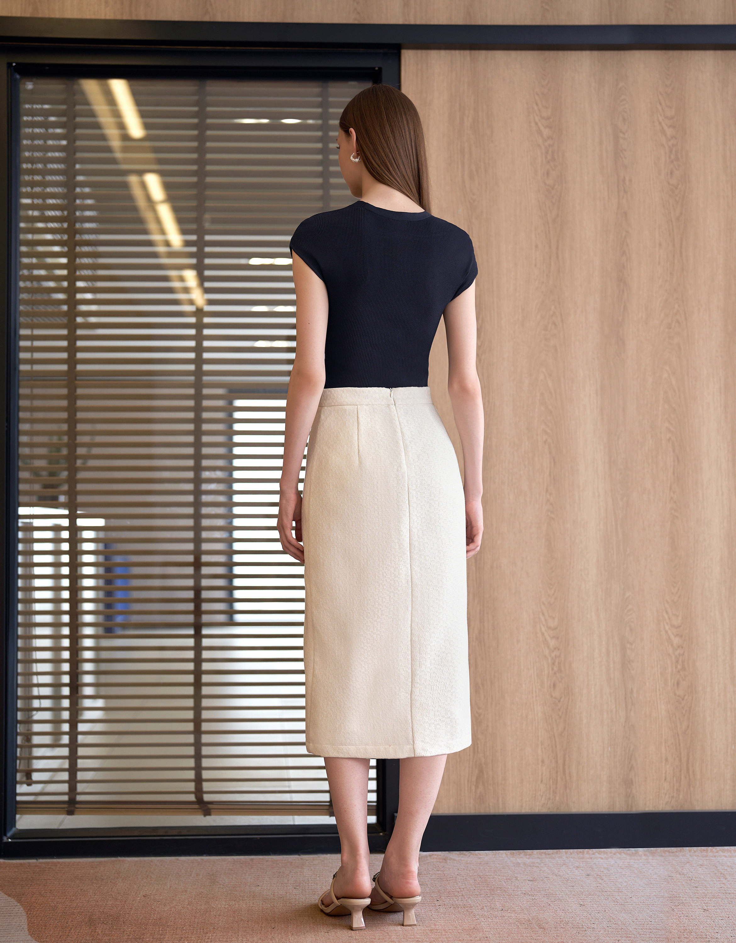 Slit Hem Tweed Midi Skirt