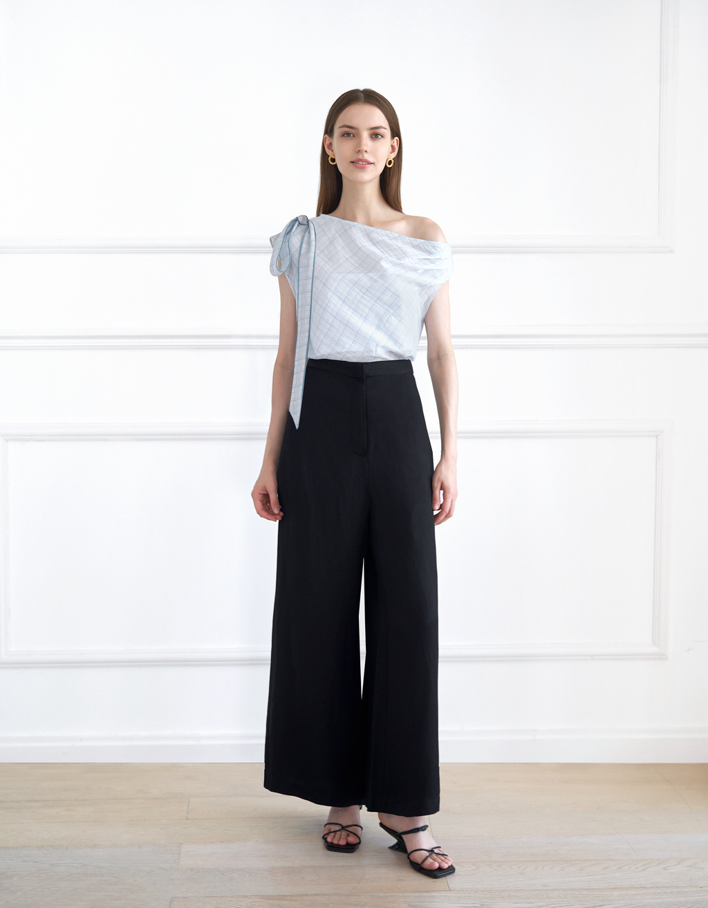 Asymmetric Gathered Off-shoulder Top