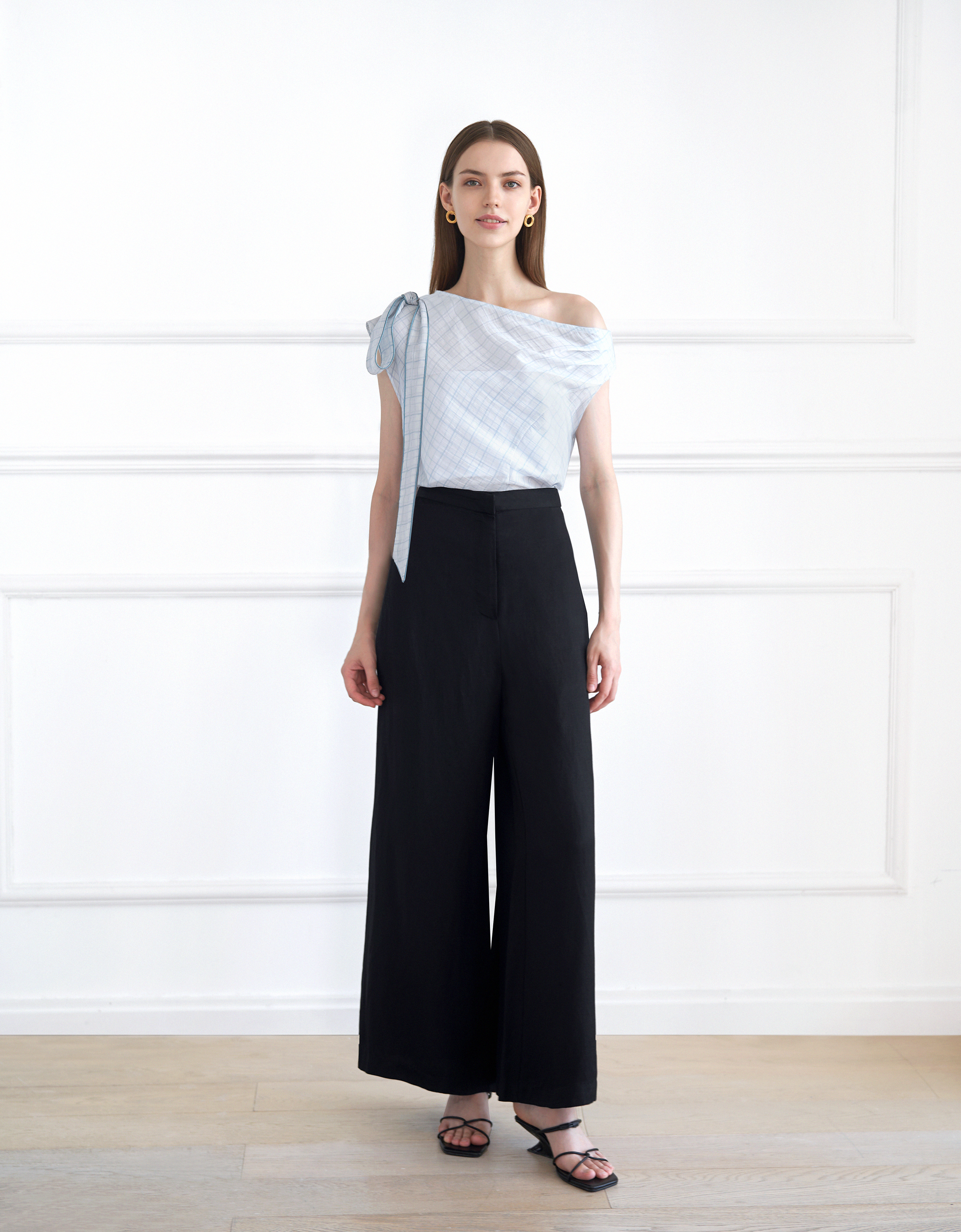 Asymmetric Gathered Off-shoulder Top