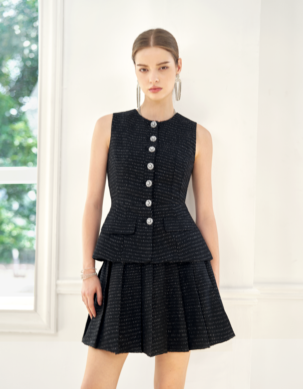 Round Neck Tweed Vest