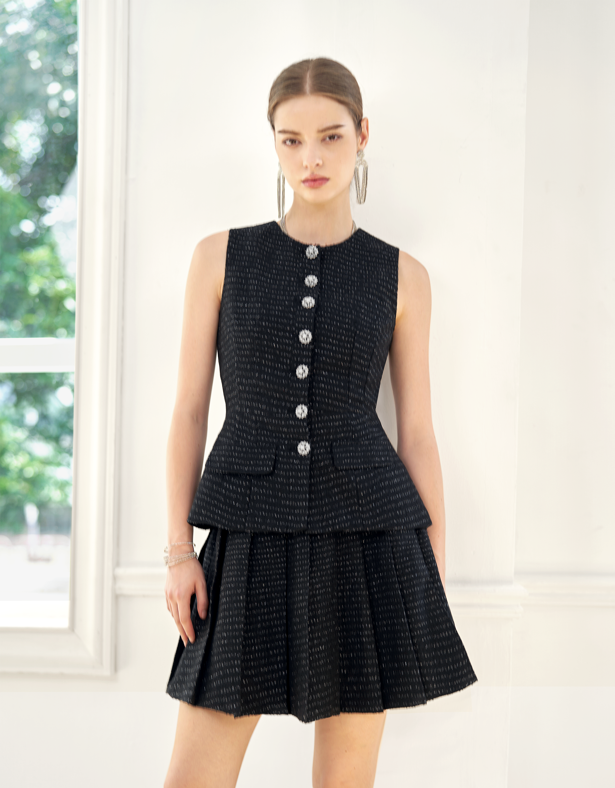 Round Neck Tweed Vest