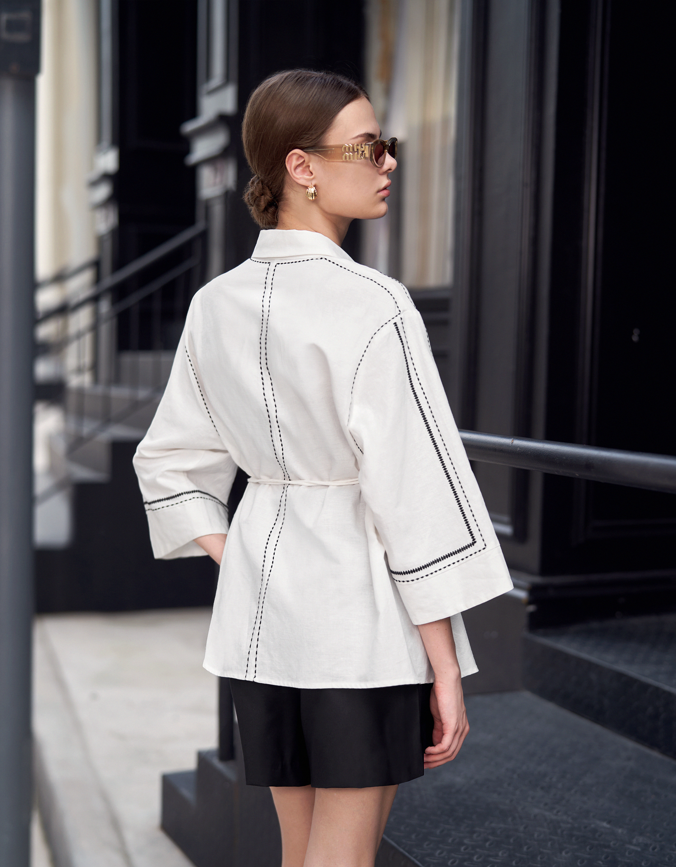 Contrast Topstitch Asymmetric Long Sleeve Shirt