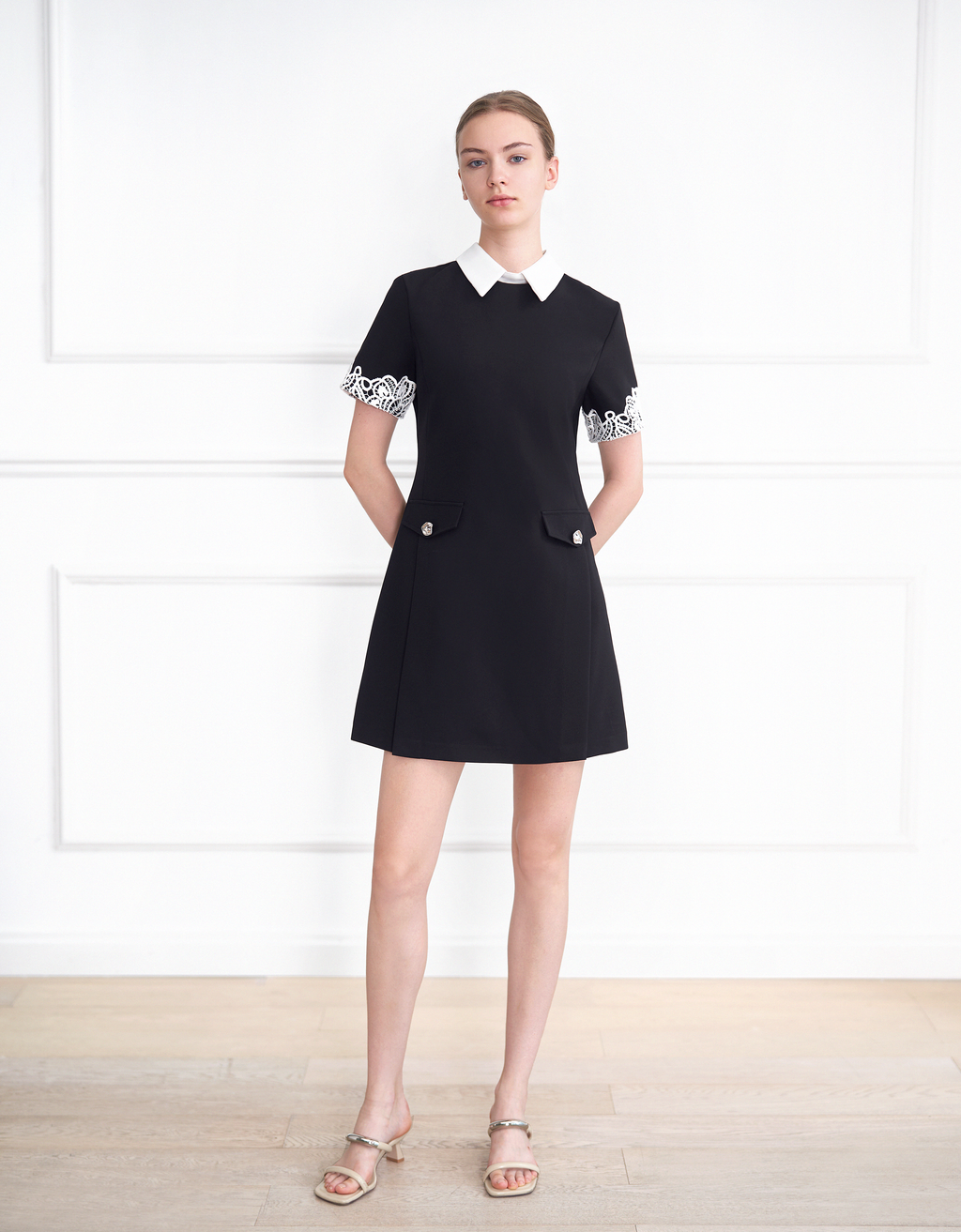 Lace Trim Short Sleeve Dress
