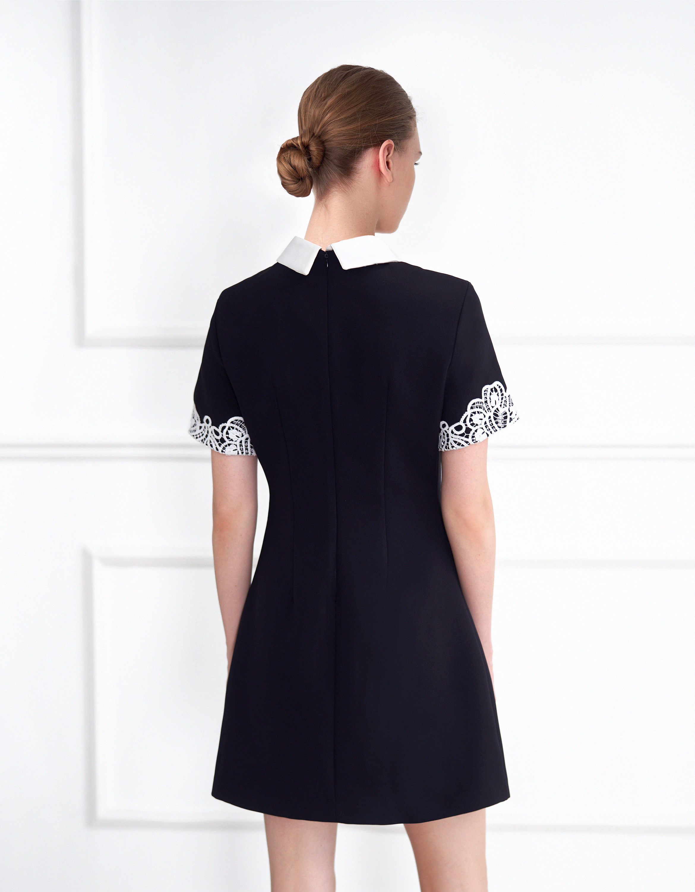 Lace Trim Short Sleeve Dress