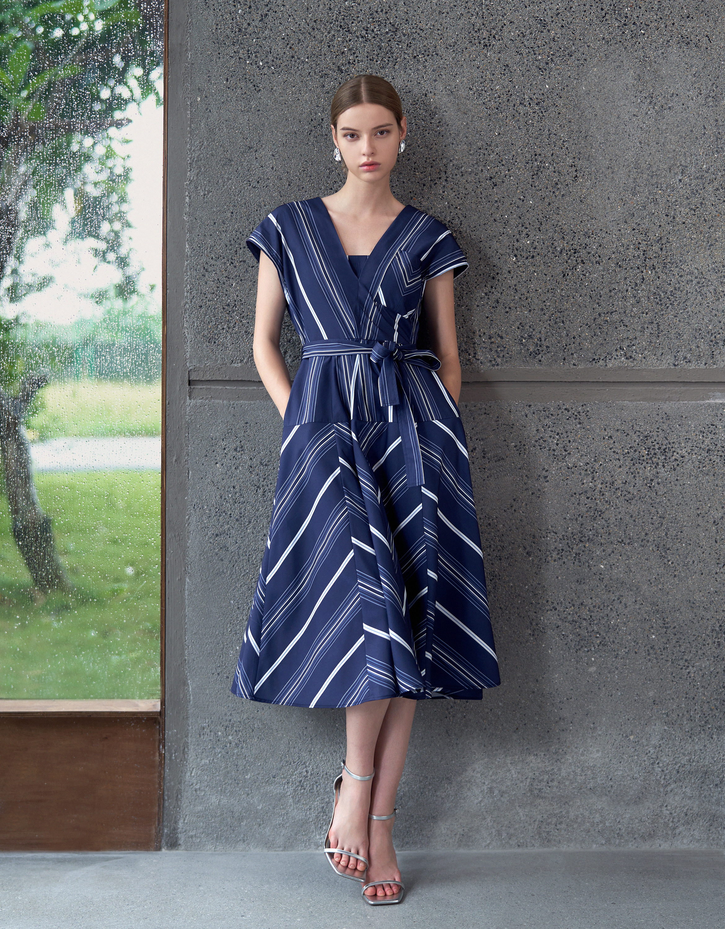 Wide Skirt V-neck Stripe Dress