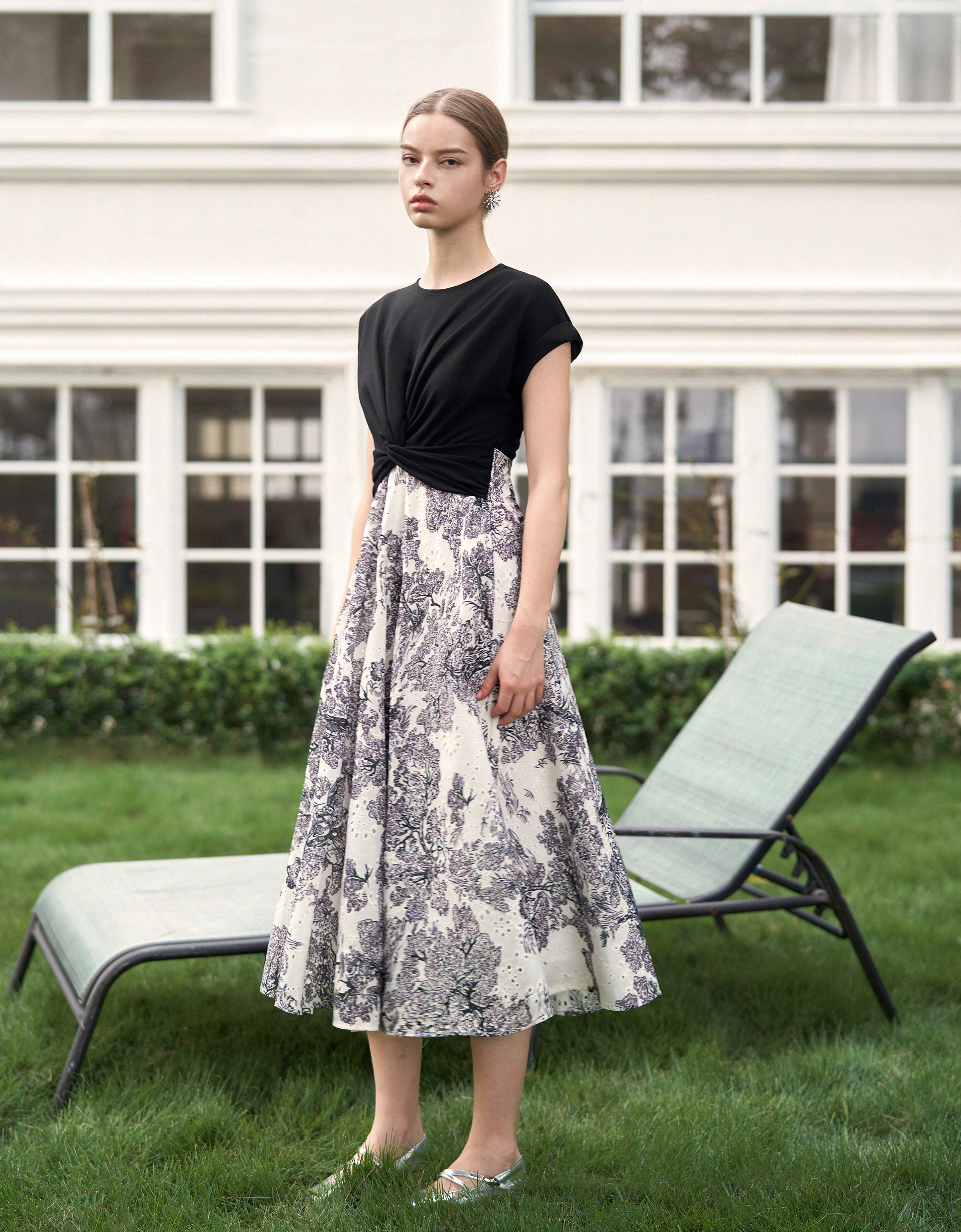 Contrast Floral Skirt Midi Dress