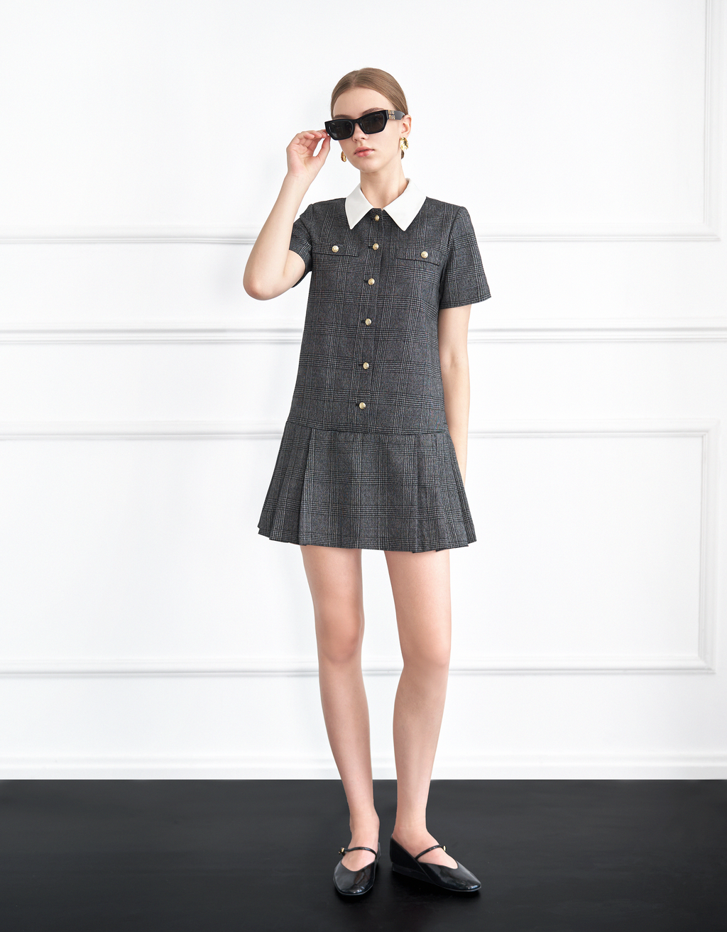 Contrast Collar Pleated Hem Plaid Dress