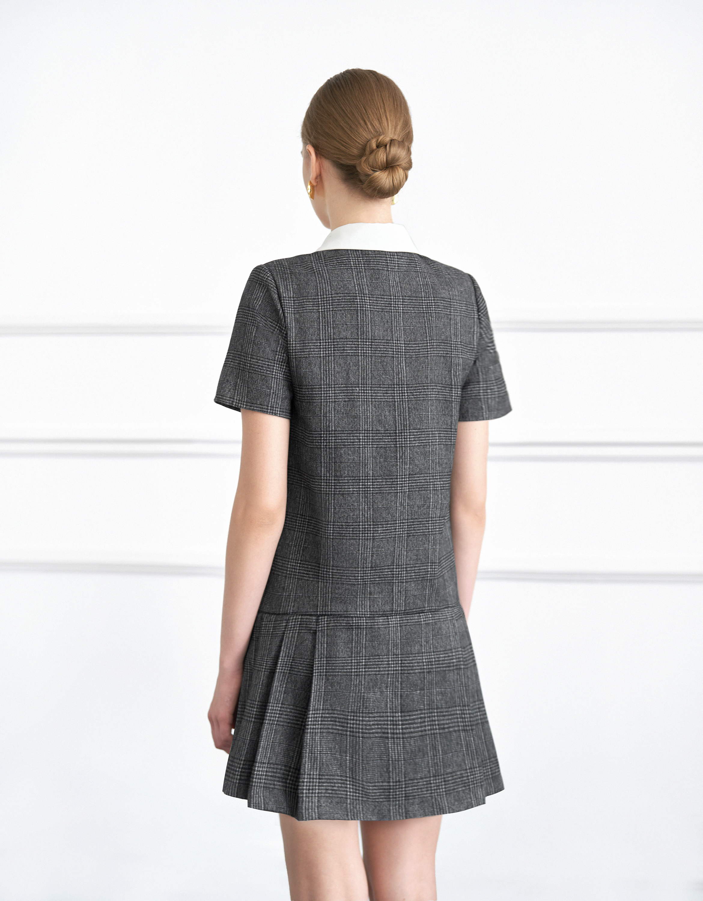 Contrast Collar Pleated Hem Plaid Dress