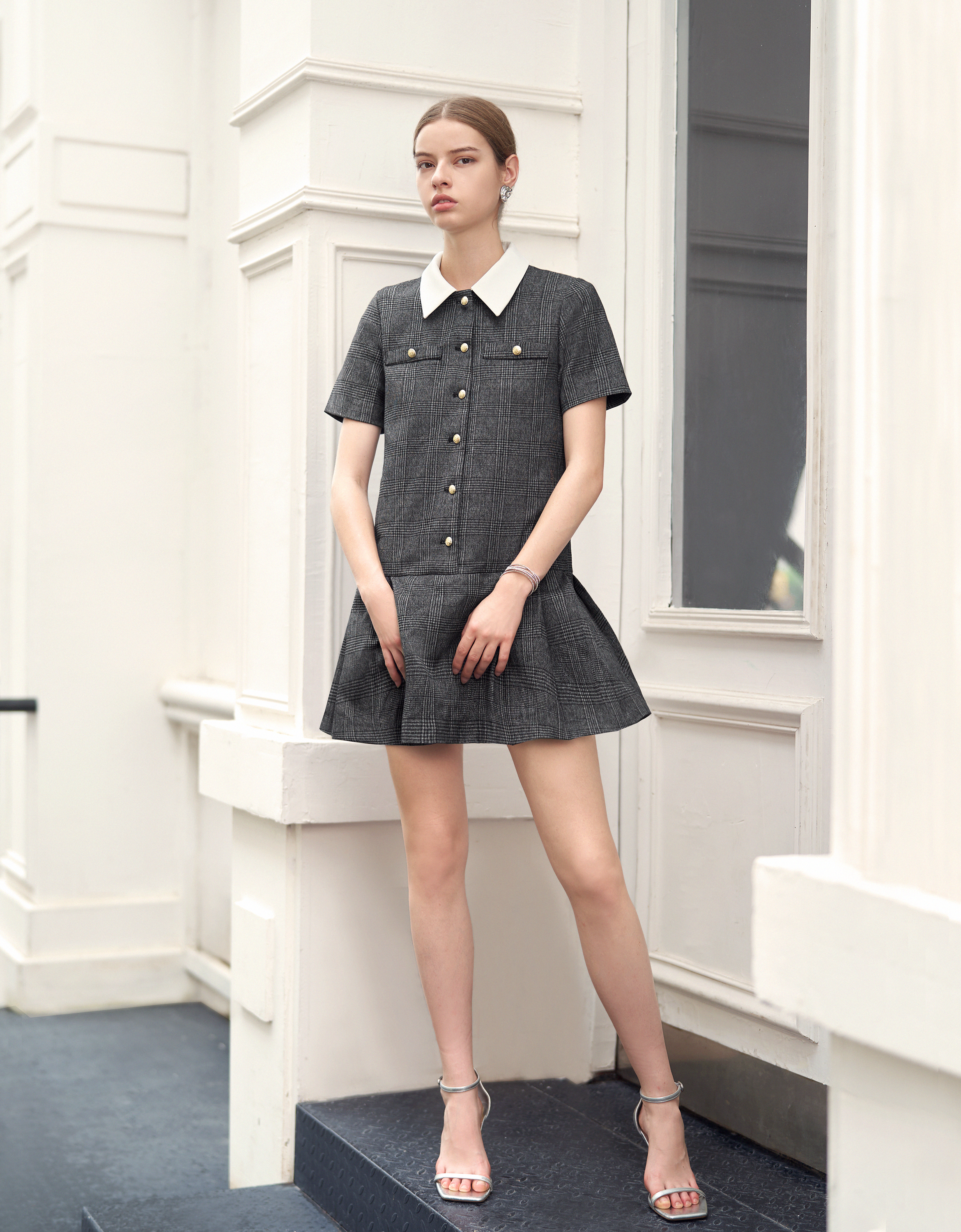 Contrast Collar Pleated Hem Plaid Dress