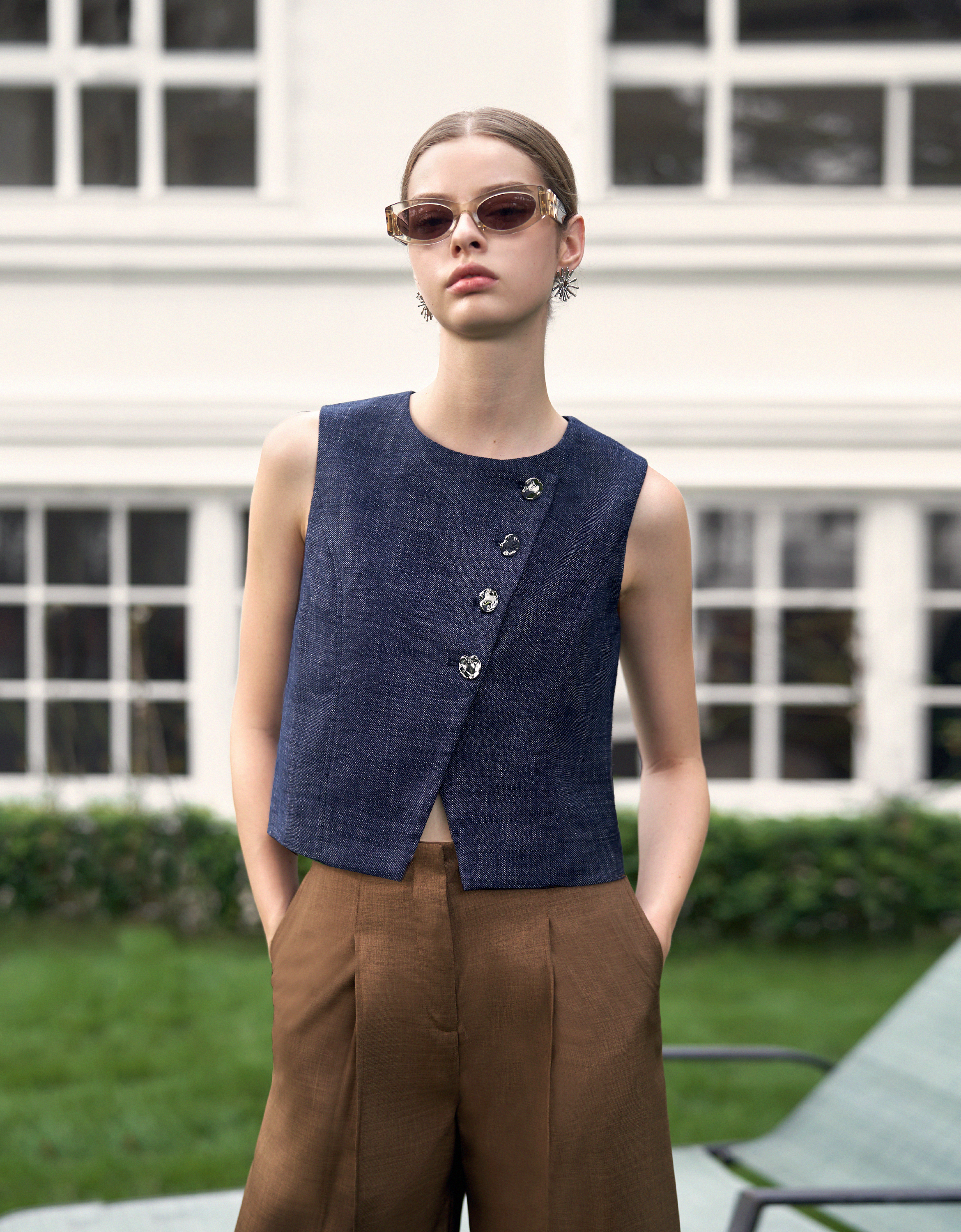 Asymmetric Button Sleeveless Vest