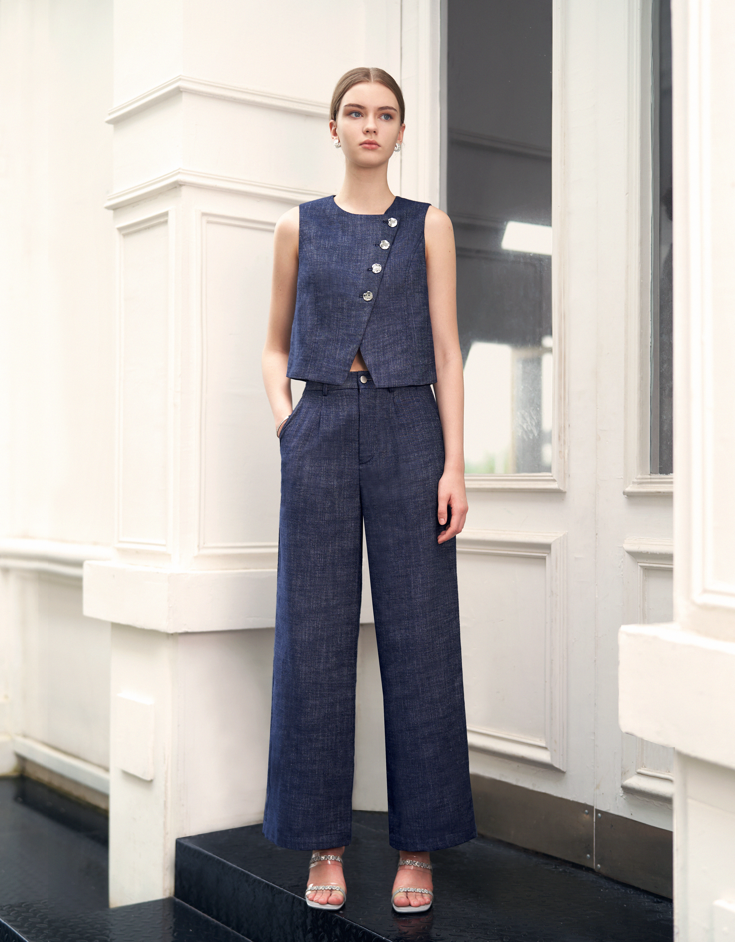 Asymmetric Button Sleeveless Vest
