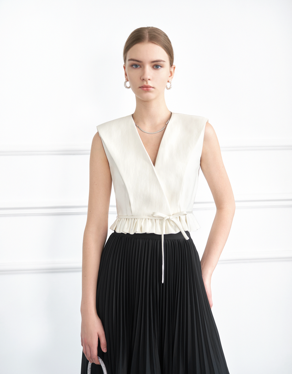 V-neck Ruffled Crop Top