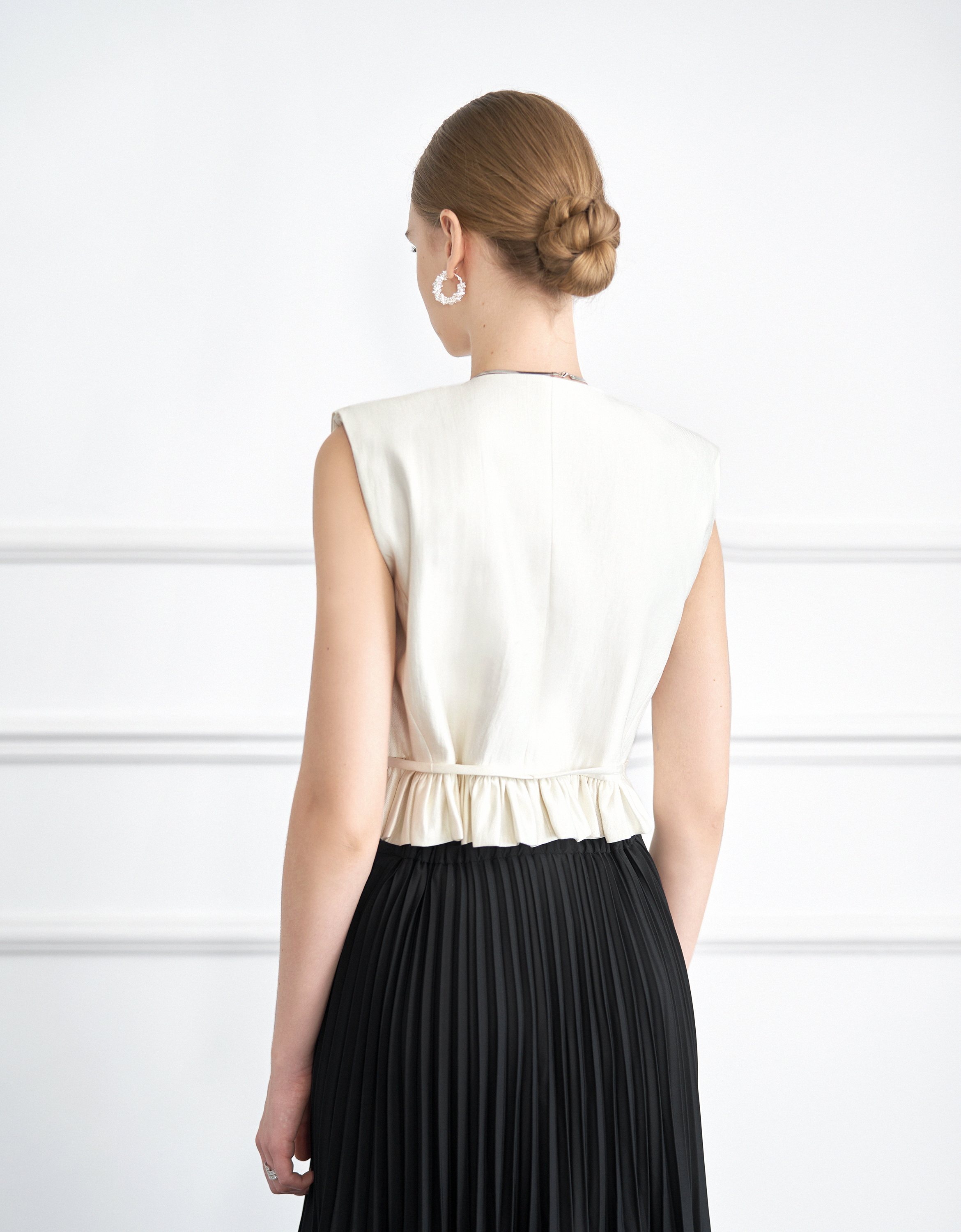 V-neck Ruffled Crop Top