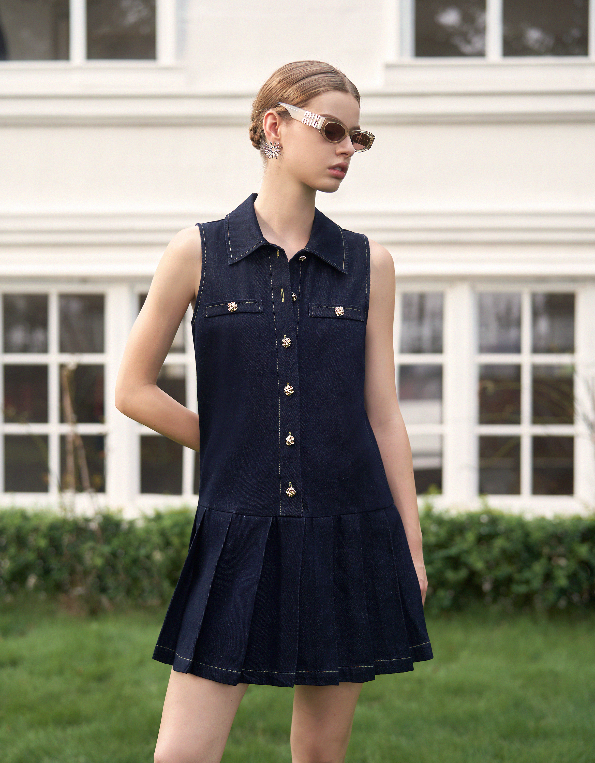 Pleated Hem Sleeveless Denim Shirt Dress
