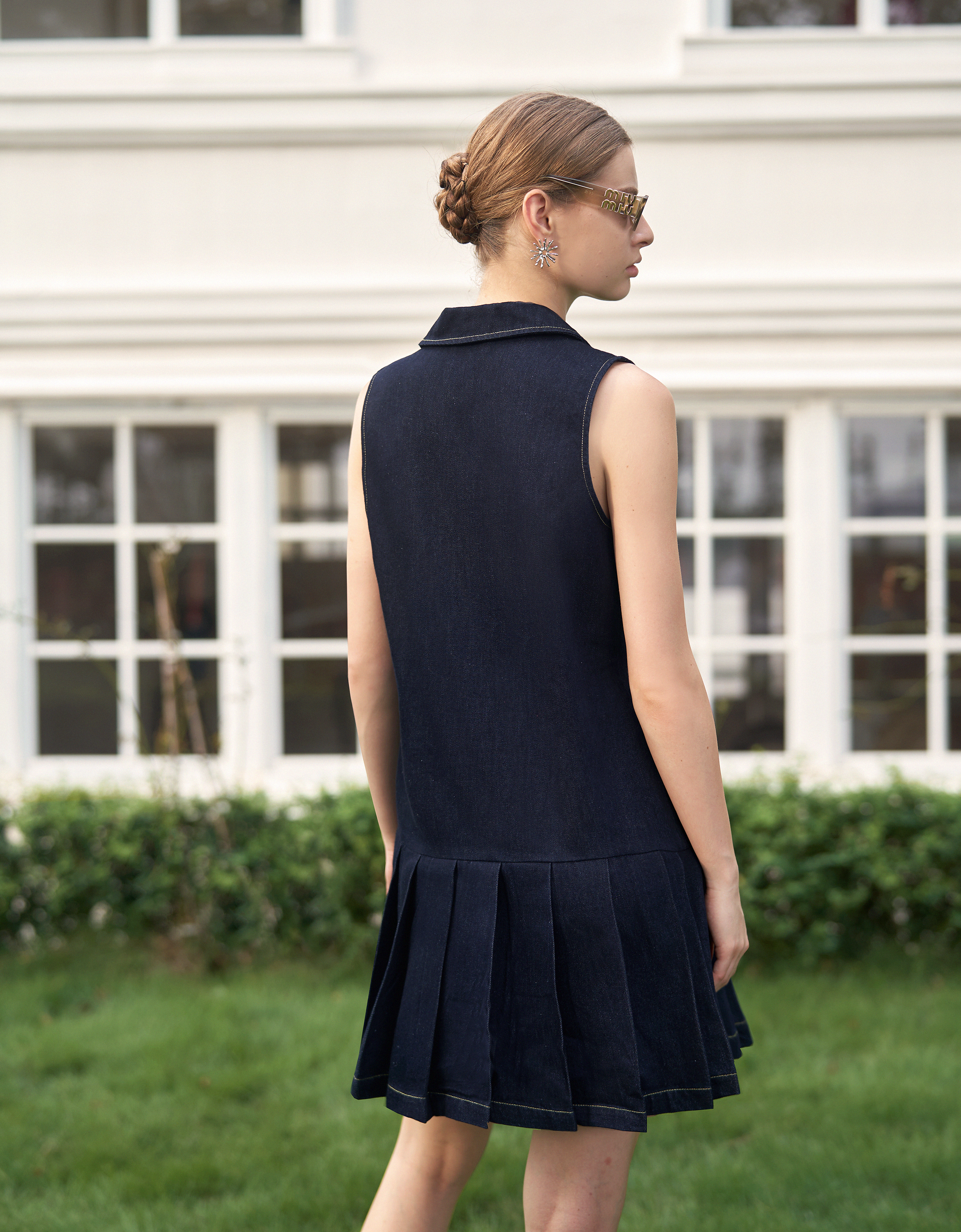 Pleated Hem Sleeveless Denim Shirt Dress