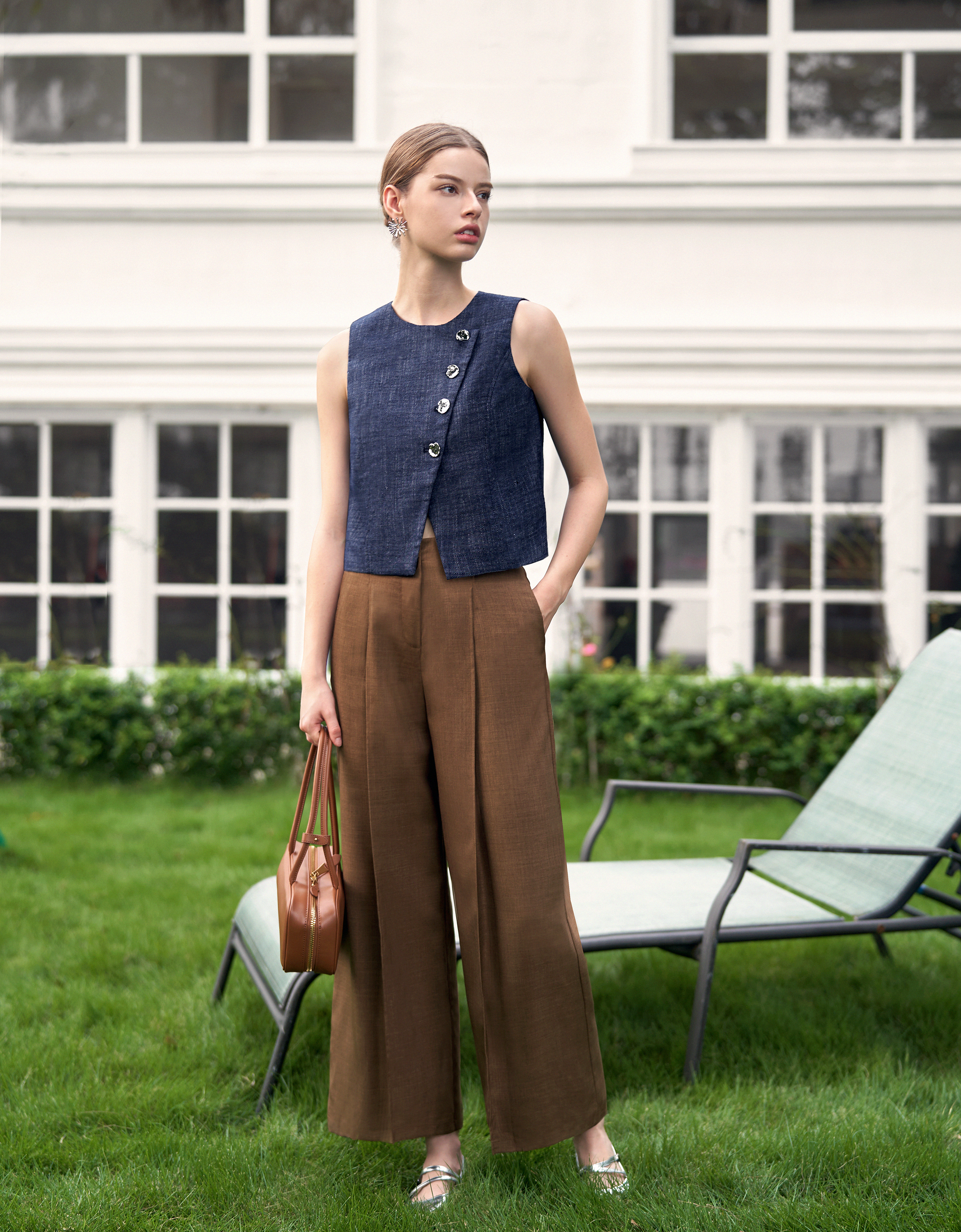 Pleated Wide Leg Straight Pants
