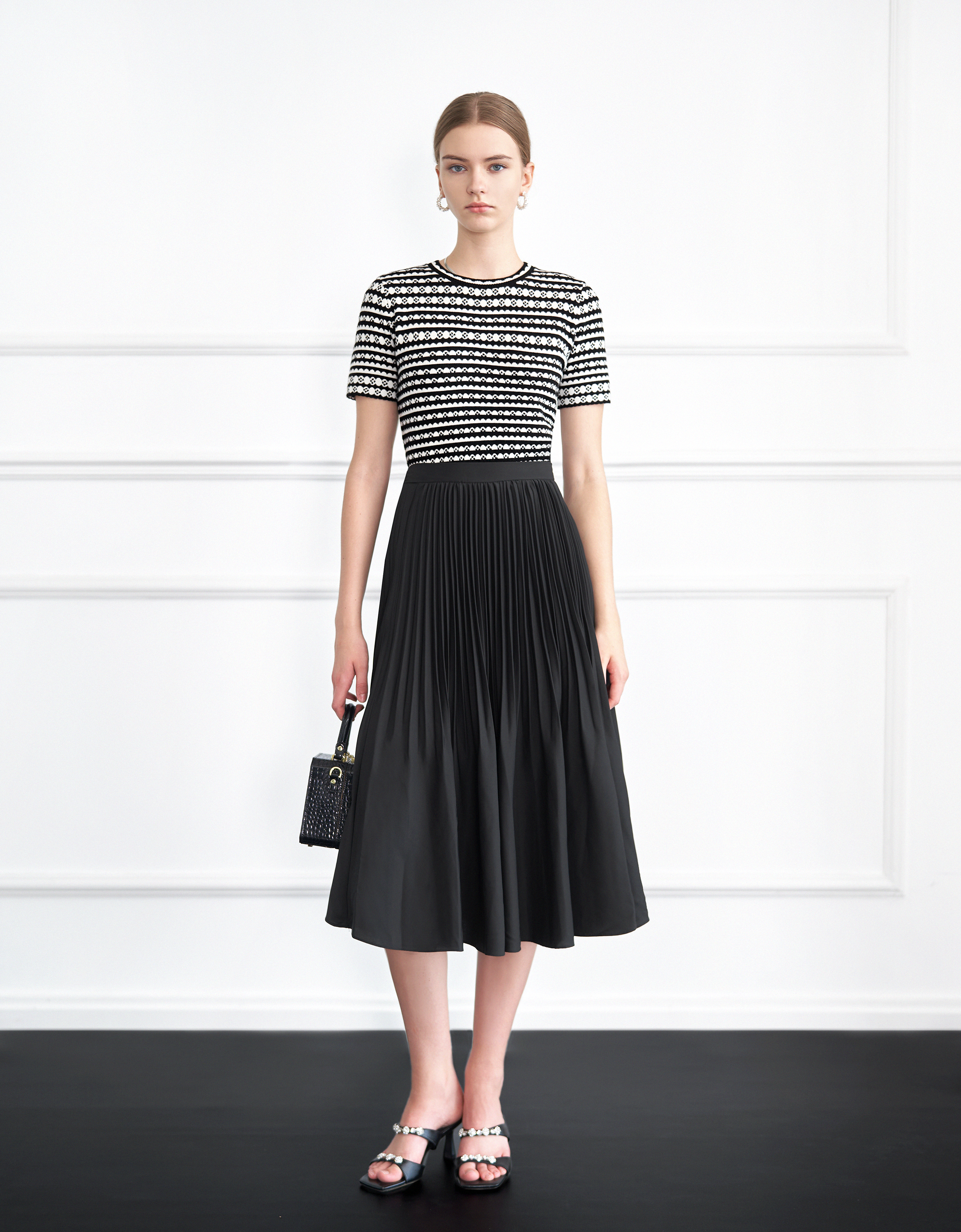 Short Sleeve Jacquard Stripe Top